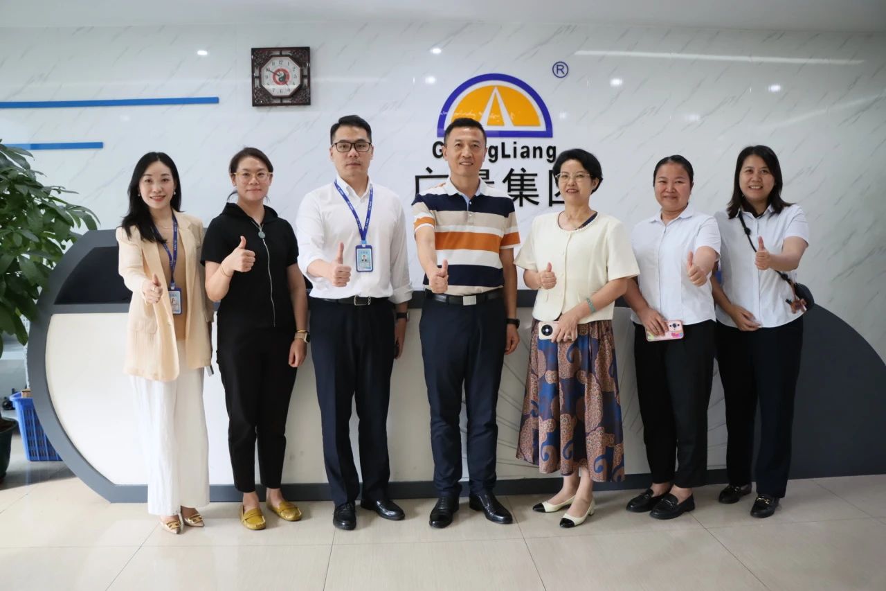 bifa必发集团集团丨广州南沙横沥镇辅导光临bifa必发集团集团，共商AI赋能政务服务落地